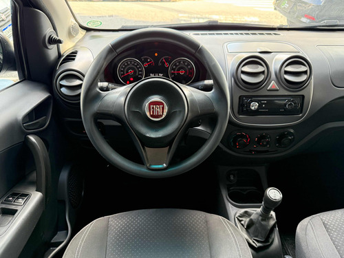 Fiat Grand Siena 1.0 Flex 4p