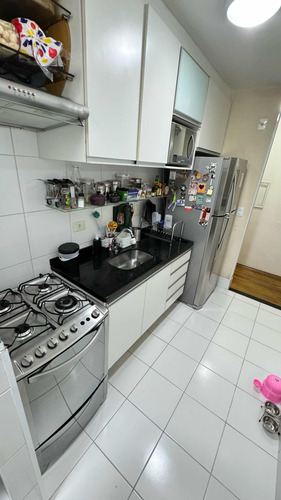 Apartamento De 2 Quartos E 1 Banheiro