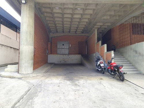 Imagen 7 de 11 de Alquilo Galpón 700m2 Boleita 6110