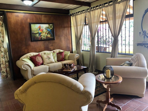 Imagen 2 de 12 de Apartamento Amoblado En Alquiler, Concepcion De San Rafael, Calle Cienega