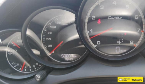 Porsche Cayenne .