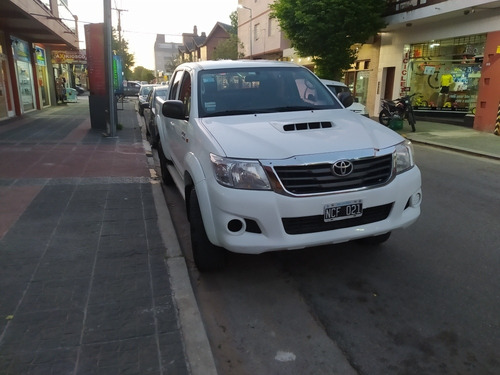 Imagen 14 de 16 de Toyota Hilux 2013 3.0 Cd Sr C/ab I 171cv 4x4 - C3