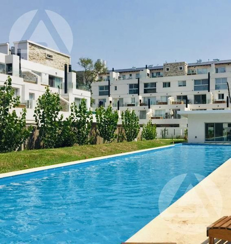 Departamento En Venta - Canning