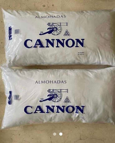Imagen 2 de 3 de Almohadas Marca Cannon