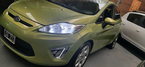 Ford Fiesta Kinetic Design 1.6 Design 120cv Titanium 2012