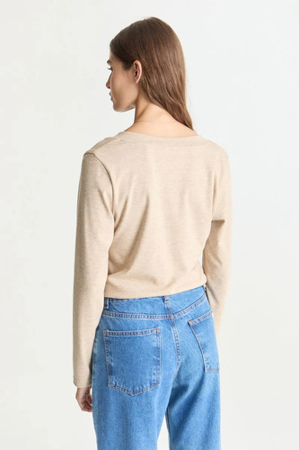 Remera V Neck . Desiderata