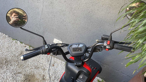Imagem 4 de 14 de Moto Elétrica