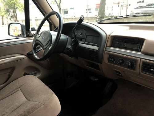 Imagen 14 de 15 de Ford F-150 V8 1992 Cabina Y Media