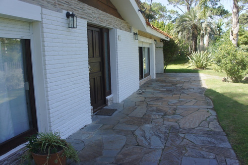 Imagen 12 de 17 de Hermosa Casa En San Rafael. Venta