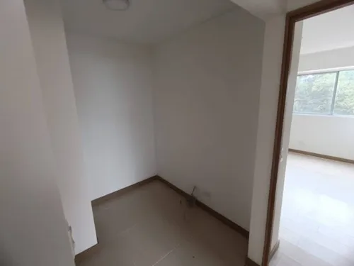 Apartamento En Arriendo Toledo 1092-2550