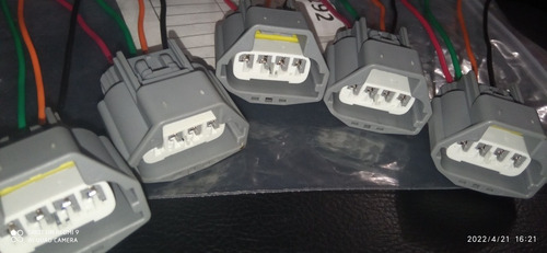 Imagen 2 de 4 de Conector Distribuidor Grand Vitara Xl7/xl5 6c 4pines O Cable