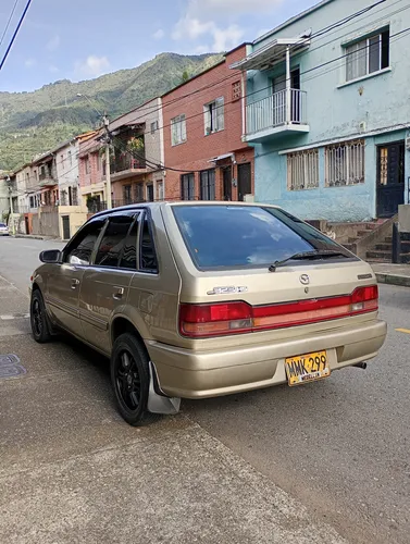 Mazda 323 1.3 Hs