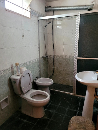 Casa Con Garaje Para 3 Autos