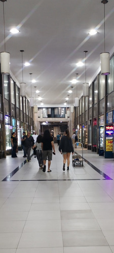 Mejor Ubicación Local En Huérfanos Esquina Morande