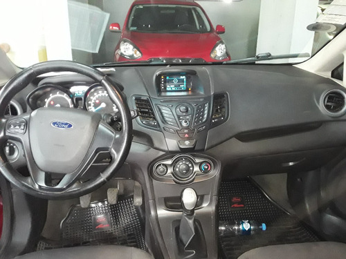 Ford Fiesta Kinetic Design 1.6 Sedan Se Plus 120cv