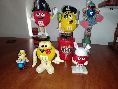 Set De 6 Dispensadores De Dulces M Y M (m & M)