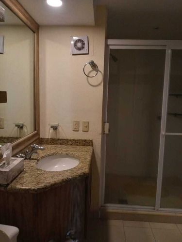 Renta Depto En Bay View Grand Vallarta $35,000