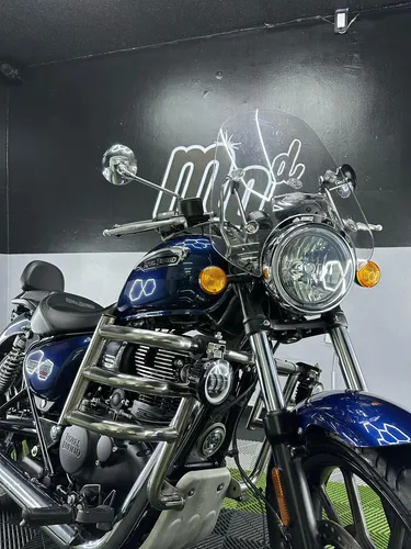 Royal Enfield Meteor 350; Modelo 2023; 8,300 Km