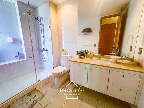 Departamento En Venta De 3 Dorm. Con Jardin En Las Condes