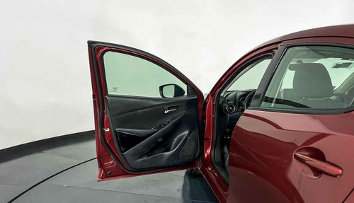 41696 - Toyota Yaris 2016 Con Garantía