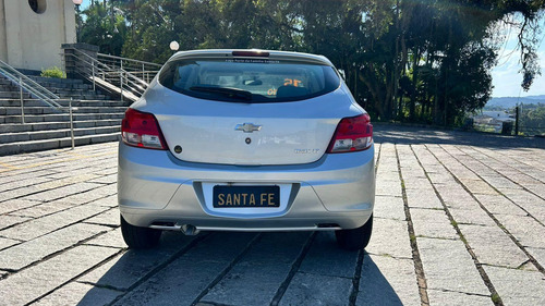 Chevrolet Onix 1.0MT LT