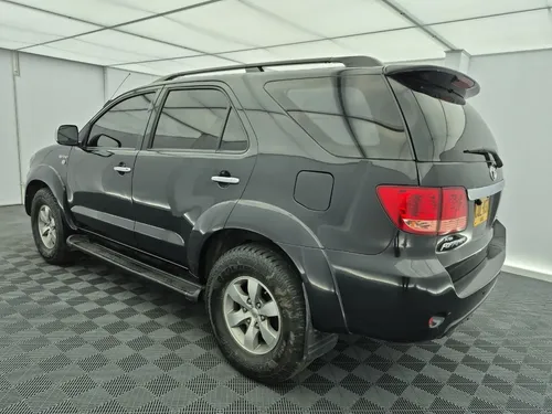 Toyota Fortuner 3.0 Sr5