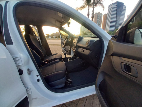 Imagem 12 de 13 de Renault Kwid Zen 1.0 Flex 12v. Mec. 2019/2020
