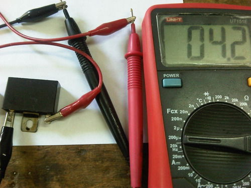 Imagen 5 de 5 de Capacitores De Ventilador 2 X 1 Usados