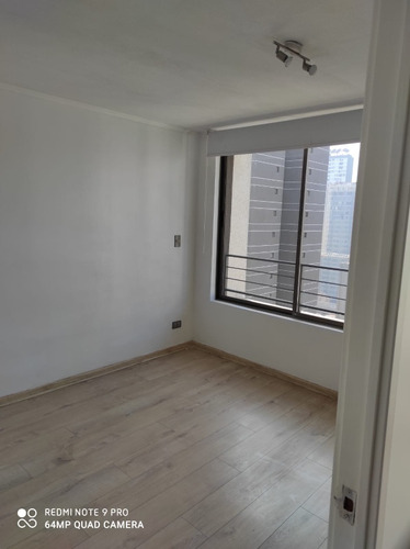 Cómodo Departamento De 1 Dorm Y 1 Baño A Pasos Metro Ecuador