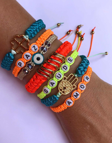 Imagem 2 de 10 de Mix Pulseiras Coloridas Ajustavel Moda Blogueira Verão Praia