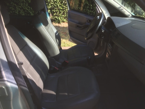 Imagem 3 de 10 de Chevrolet Meriva 2004 1.8 5p