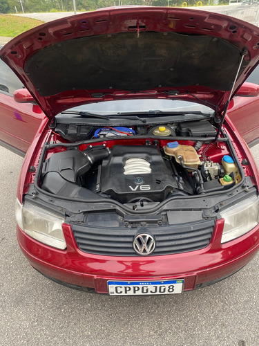 Volkswagen Passat 2.8 V6 4p 193 hp