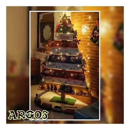 Árbol De Navidad En Madera 150 C.m. De Alto