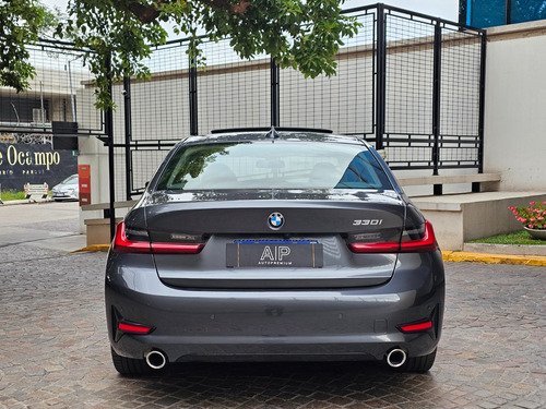 BMW Serie 3 3.0 330i Sedan Sport Line 252cv