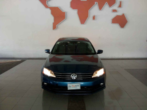 Imagen 8 de 12 de Volkswagen Jetta 2017 4p Comfortline L5/2.5 Man