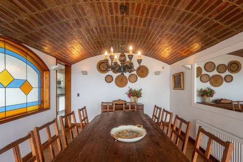 Casa En Un Sitio Único A Pasos De La Playa De Zapallar