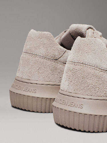 Zapatillas Chunky Cupsole Low Suede Beige Calvin Klein