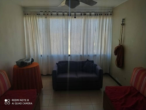 Imagen 10 de 21 de Apartamento En Alquiler Playa Grande Mls #23-11527 Yolanda Goncalves
