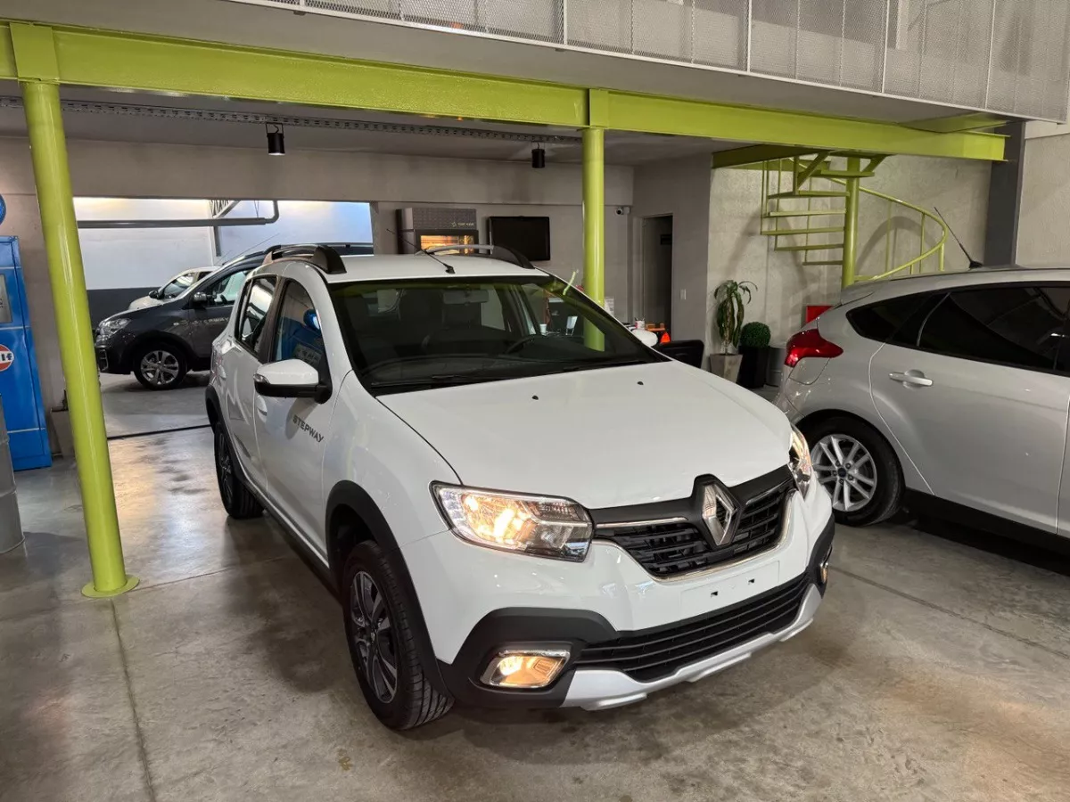 Renault Sandero Stepway 1.6 Intense Cvt 0km