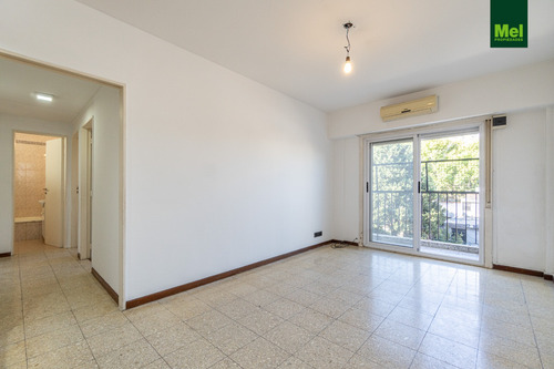3amb C/cochera, En Excelente Ubicación De Villa Urquiza