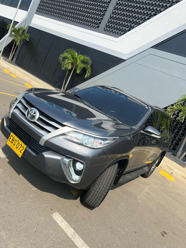 Toyota Fortuner 2.7l