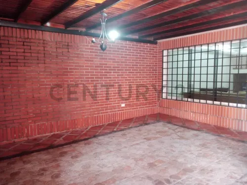 Casa -quinta En El Paraiso