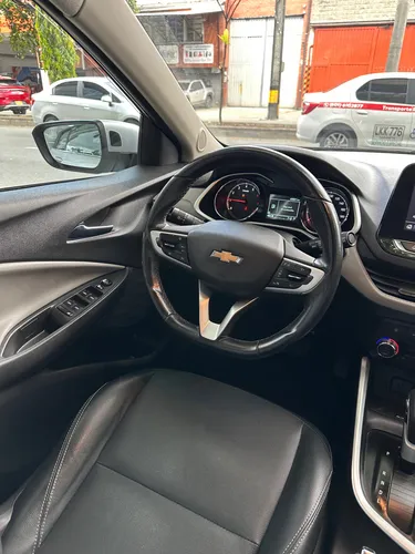 Chevrolet Onix 1.0T Premier Sedan At