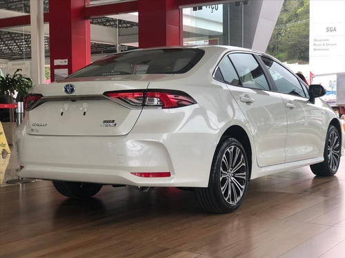 Toyota Corolla 1.8 Altis Hybrid Flex Aut. 4p Hibrido Flex