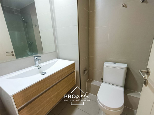 Departamento En Venta De 2 Dorm. En Vitacura