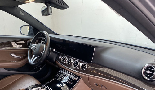 Imagen 11 de 13 de Mercedes Benz Clase E 2019 2.0 200 Avantgarde At