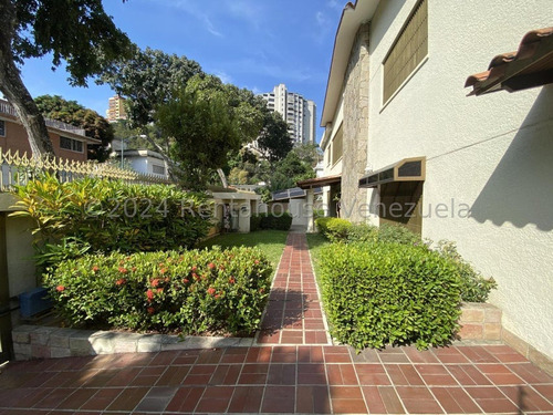 Casa Espectacular Con Excelente Distribución En Colinas De Bello Monte A La Venta #24-22570 Mn Caracas - Baruta