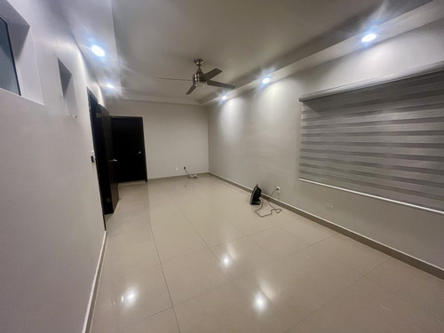 Venta O Renta De Bodega En Otay, Excelente Ubicación