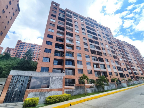 Amplio Penthouse En Venta. La Tahona 