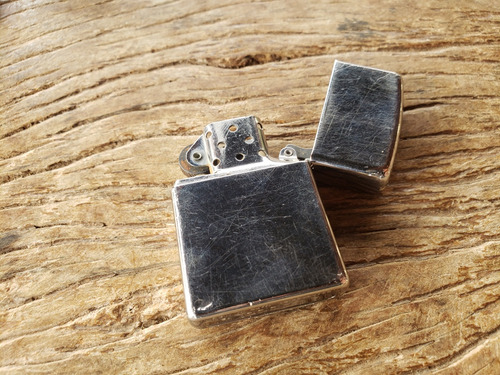 Isqueiro Zippo Harley Davidson Original. (Usado)